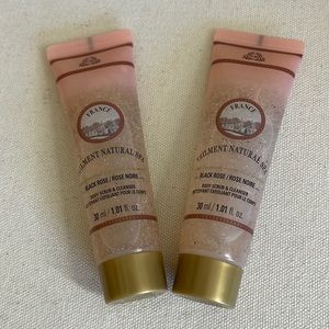 2 New Sealed Travel Size VeILMENT NATURAL SPA Black Rose Body Scrub 1.01 fl. Oz.